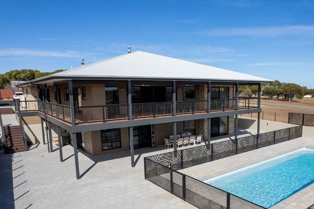 The Lux Country Retreat - Heated Swimming Pool - Immaculate Views And Stylish Comfort! Villa Port Lincoln Rum bild